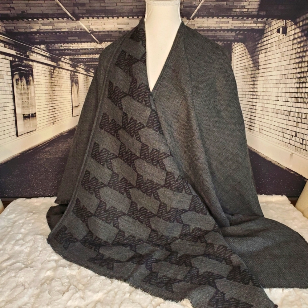 Michael Kors Cape